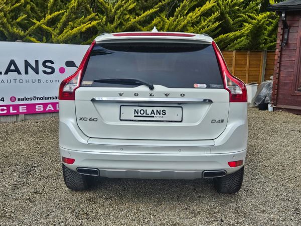 VOLVO XC60 INSCRIPTION MODEL 389883432