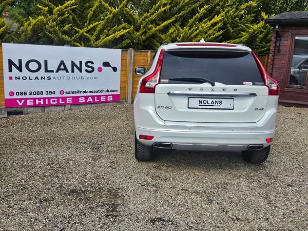 VOLVO XC60 INSCRIPTION MODEL 389883438
