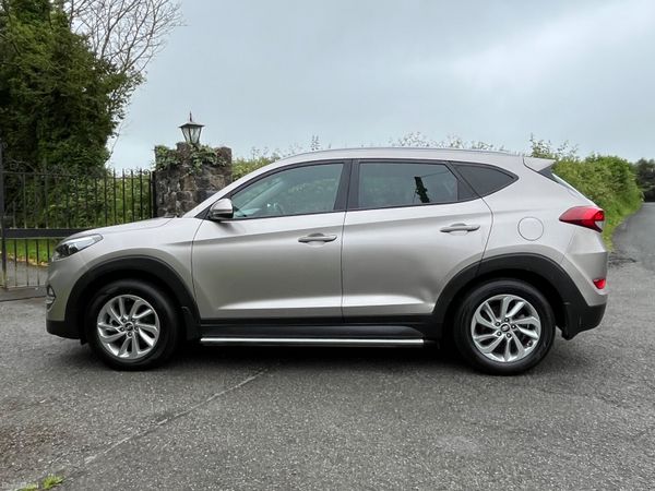 Hyundai Tucson 1.7 D Executive 389891474