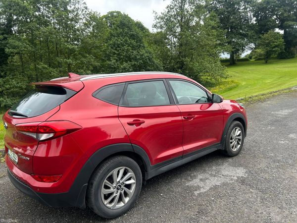 Hyundai Tucson 2017, cream leather 389893328