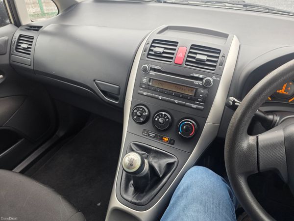 Toyota Auris 2008 389802642