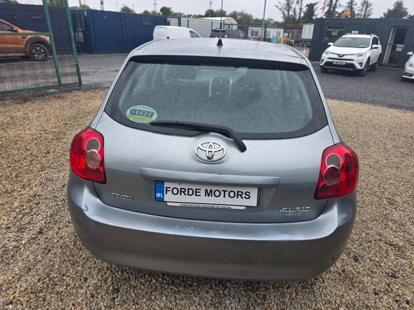 Toyota Auris 2008 389802622