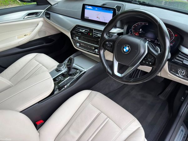 2020 BMW 5-Series 520D SE Beautiful Car! 389803678