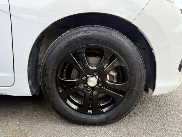 2019 Honda Fit 1.5L Hybrid Automatic 389804044