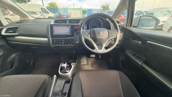 Honda Fit 1.5 Hybrid Petrol 2017 389813654