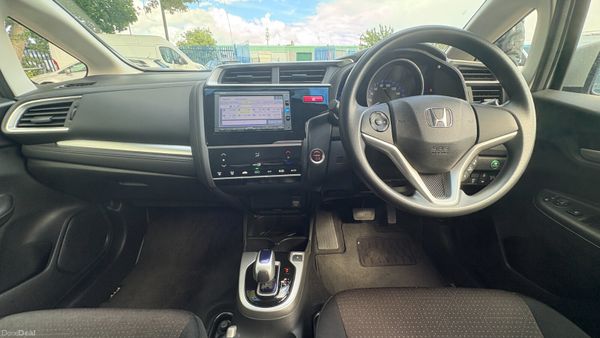 Honda Fit 1.5 Hybrid Petrol 2017 389813662