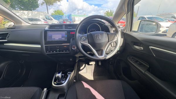 Honda Fit 1.5 Hybrid Petrol 2016 389813740