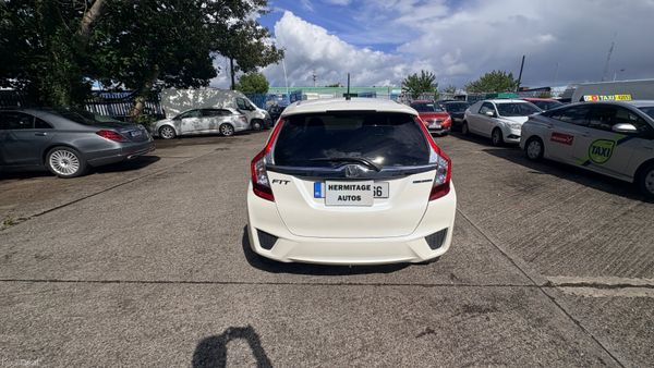 Honda Fit 1.5 Hybrid Petrol 2016 389813742