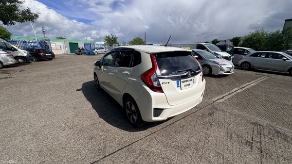 Honda Fit 1.5 Hybrid Petrol 2016 389813744