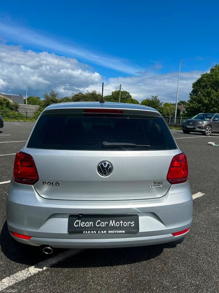 VOLKSWAGEN POLO 2015 AUTOMATIC 389815716