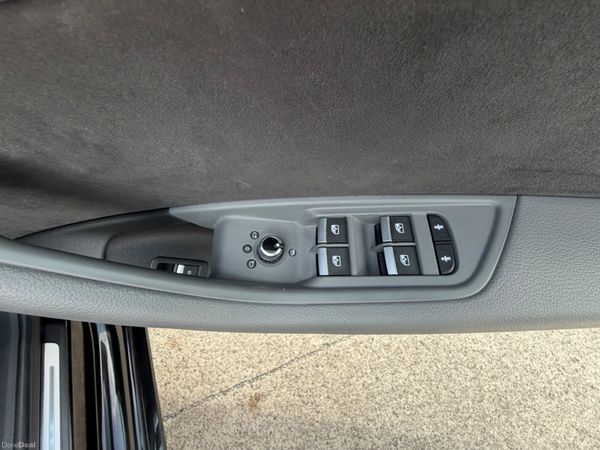 Audi A4 2018 389821668