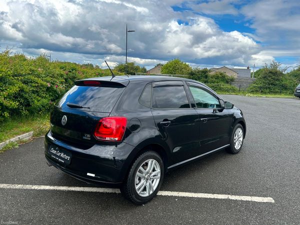 VOLKSWAGEN POLO 2013 AUTOMATIC 389835084