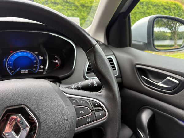 2018 Renault Megane 1.5DCI 34,000km 389839216