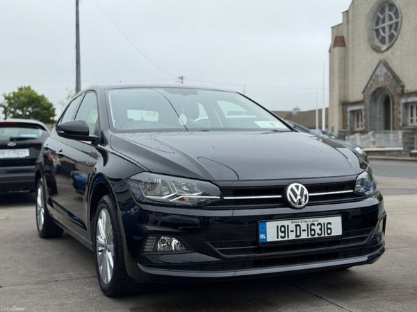 Volkswagen Polo High Spec 389942196
