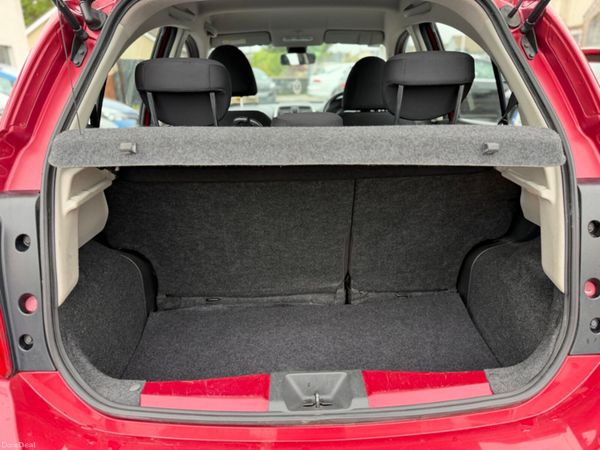 Nissan Micra HIGH SPEC 389942240