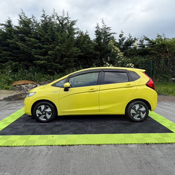 Honda Fit 2015 Low Low Mileage 389946892
