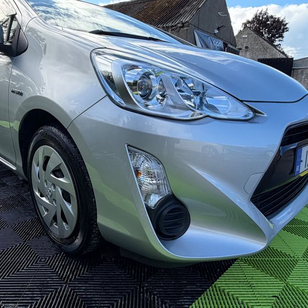 Toyota Aqua 2017 Low Mileage 389954612