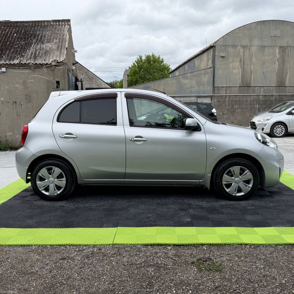 Nissan March 2017 389955618