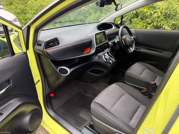 Toyota Sienta 1.5 Hybrid Auto Powersliding Doors 389959140