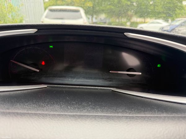 Toyota Sienta 1.5 Hybrid Auto Powersliding Doors 389959106