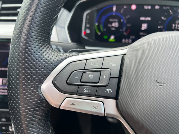 2021 (212) Volkswagen Passat GTE Advance 1.4 PHEV 389973158