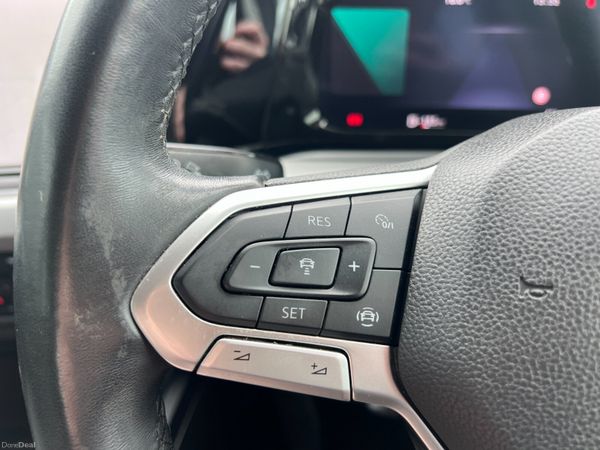 2022 Volkswagen Golf Life 2.0 TDI 389973340