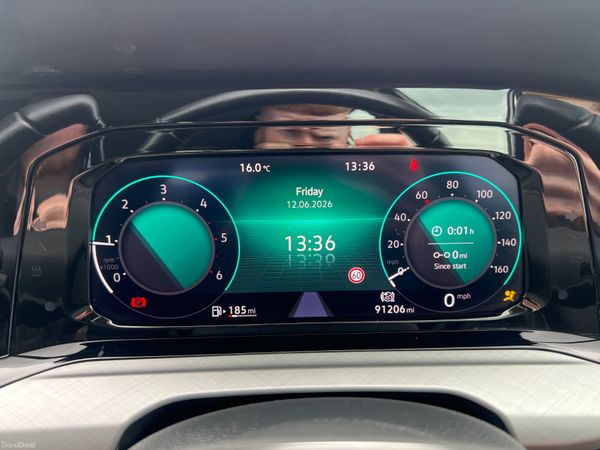 2022 Volkswagen Golf Life 2.0 TDI 389973346