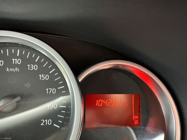 Dacia Sandero 389983416