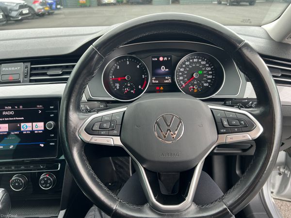 2020 (202) Volkswagen Passat SEL 2.0 TDI Automatic 389986498