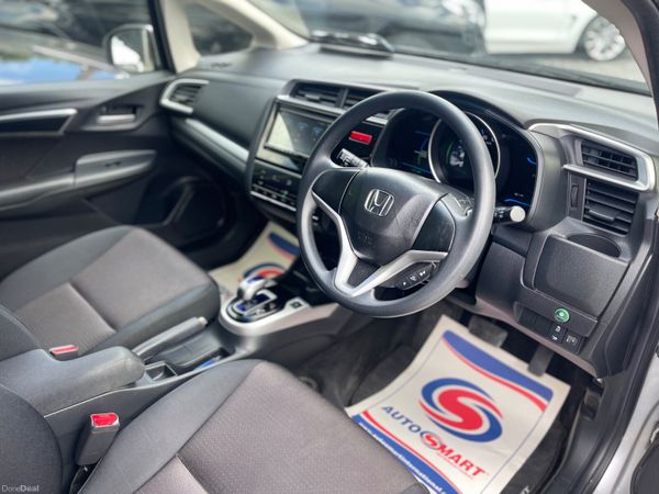 151 Honda Fit Hybrid | Reverse Camera 389987264