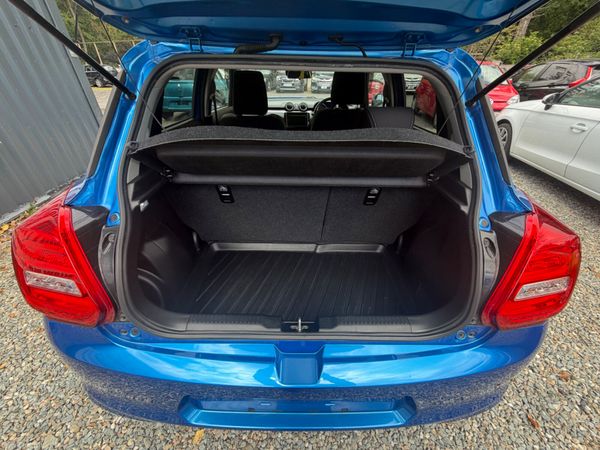 Suzuki Swift 2017 389998816