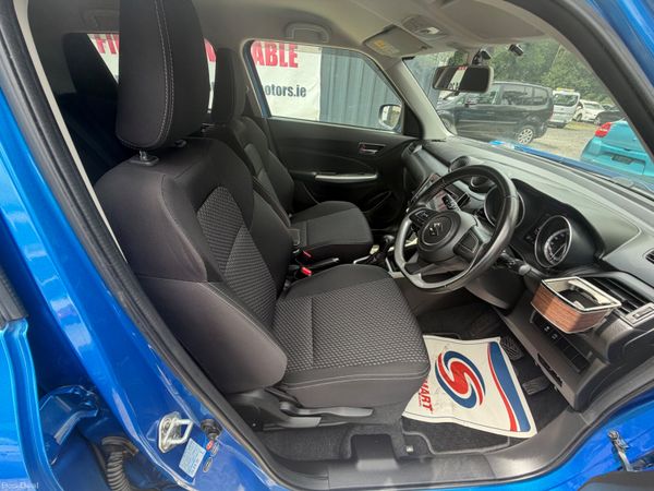 Suzuki Swift 2017 389998832