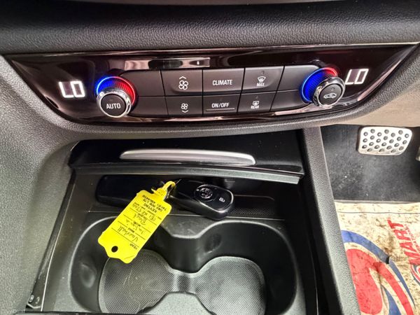 Vauxhall Insignia SRI VX Line Automatic 1 Owner 389915432