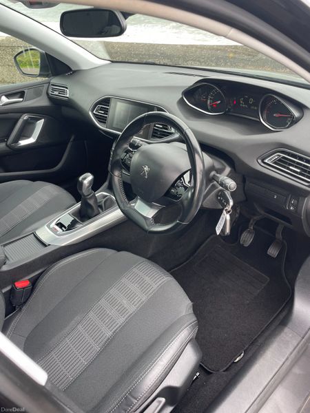182 Peugeot 308.. Huge Spec.. NCT 07/28.. Warranty 389931012