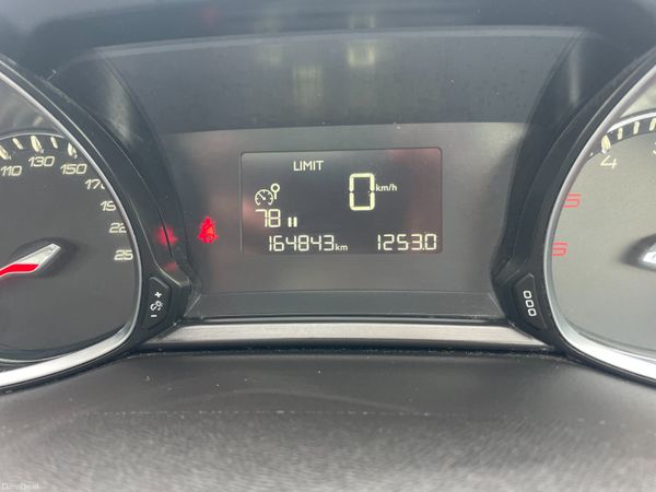 182 Peugeot 308.. Huge Spec.. NCT 07/28.. Warranty 389931024