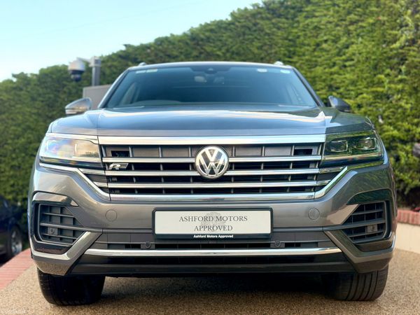 Volkswagen Touareg R Line 3.0 TDI V6 2 Seats 390040096