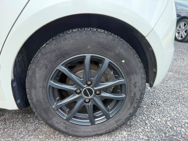 09 SUZUKI SWIFT 1.2 390056394