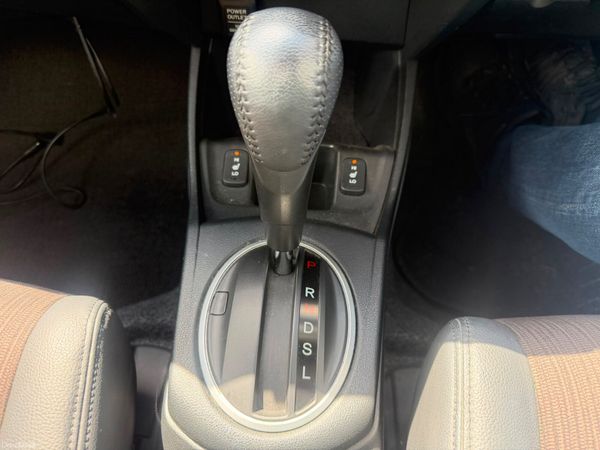 13 HONDA FIT HYBRID LEATHER 390056680