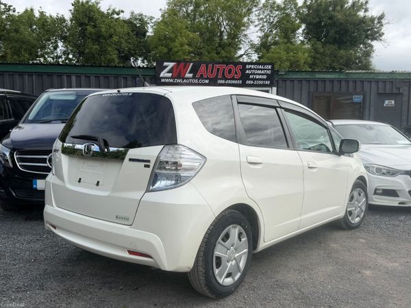12 HONDA FIT HYBRID 1.3 390056930