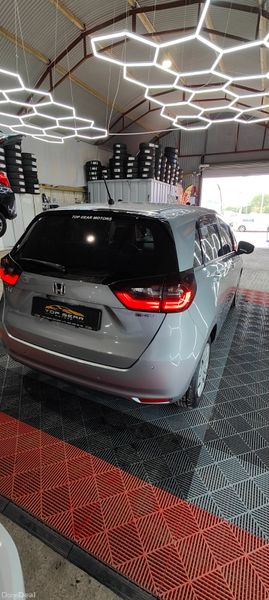 202 Honda Fit - 1.5 Petrol Hybrid 390065094