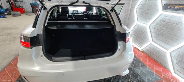 2016 Lexus CT200- lowest milage in market 390065332