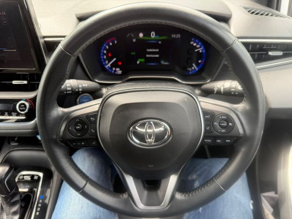 232 Toyota Corolla Hatchback Irish Plate Included 390067814
