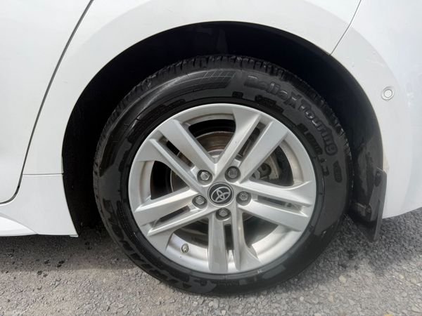 232 Toyota Corolla Hatchback Irish Plate Included 390067828