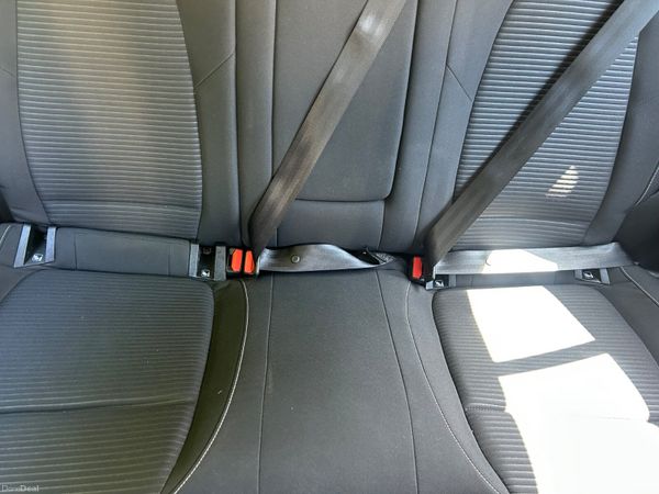Ford Focus 2019(NCT 09/28 TAX 02/27) 390017496