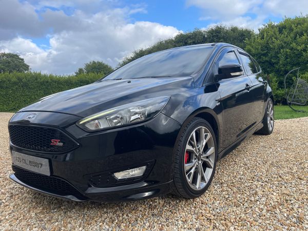Ford Focus 2017 ST Line Diesel 390019566