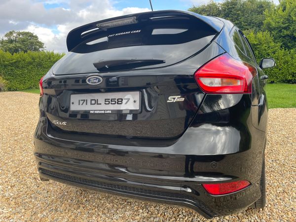 Ford Focus 2017 ST Line Diesel 390019580