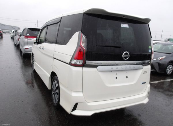 2017 Nissan Serena 2.0 S-Hybrid LOW KMS 8 SEATS 390021698