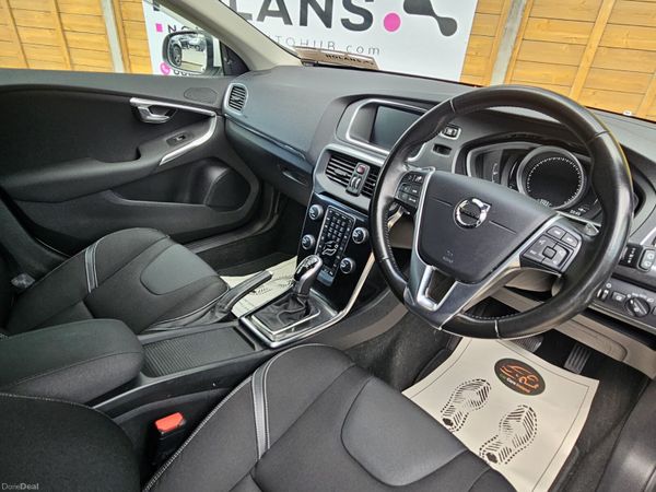 VOLVO V40 D4 2.0 DIESEL D4 AUTO NEW NCT 390022002