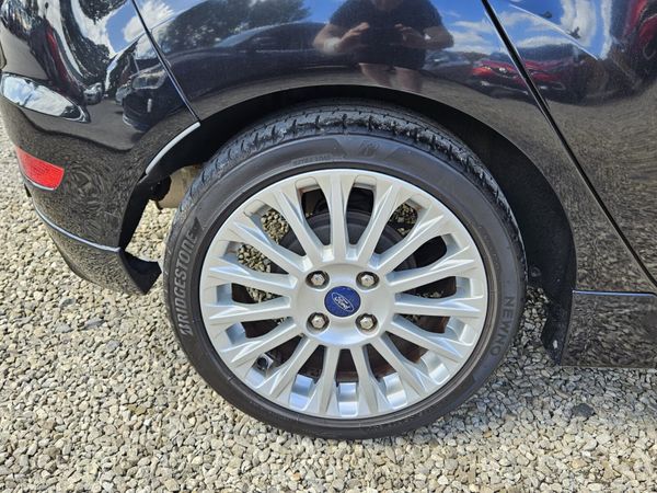 2014 Ford Fiesta  1.0 Petrol Auto 390024278
