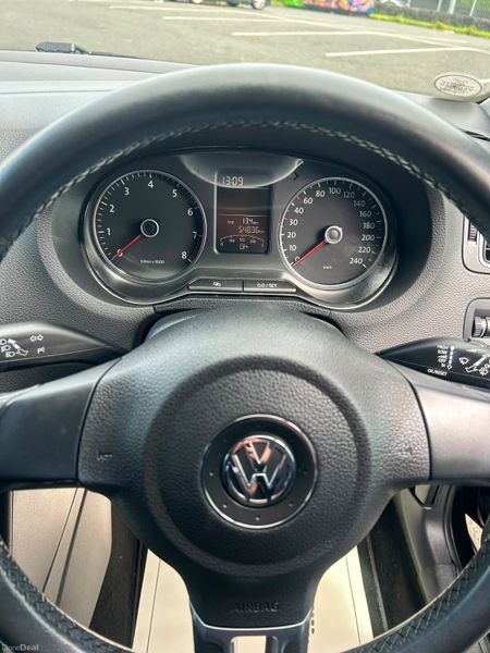 VOLKSWAGEN POLO 2013 AUTOMATIC 390025516